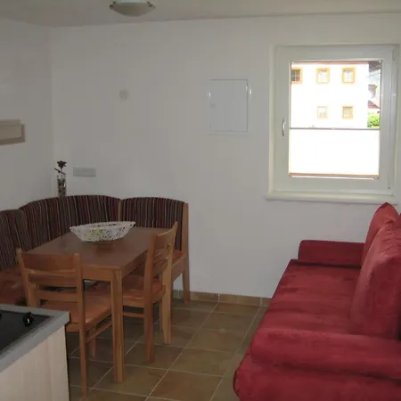 Gaestehaus Mrak لانغنفلد