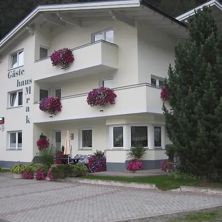 Gaestehaus Mrak لانغنفلد